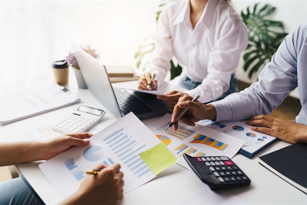 Financial Recruitment: Why Work with Experts to Hire Finance Talent